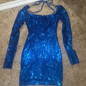 Bow back long sleeve dress!!! Size xs! Perfect for homecoming